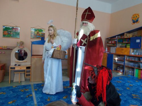 Mikulášská nadílka ve škole a ve školce